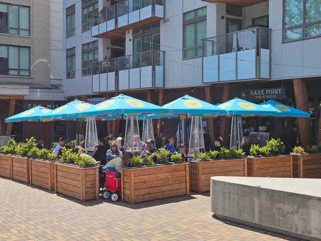 Saxe Point Public House