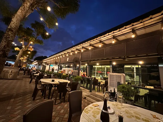 Senibong Bay Seafood