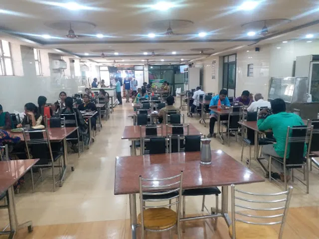 Riyas Mahal Teppakulam