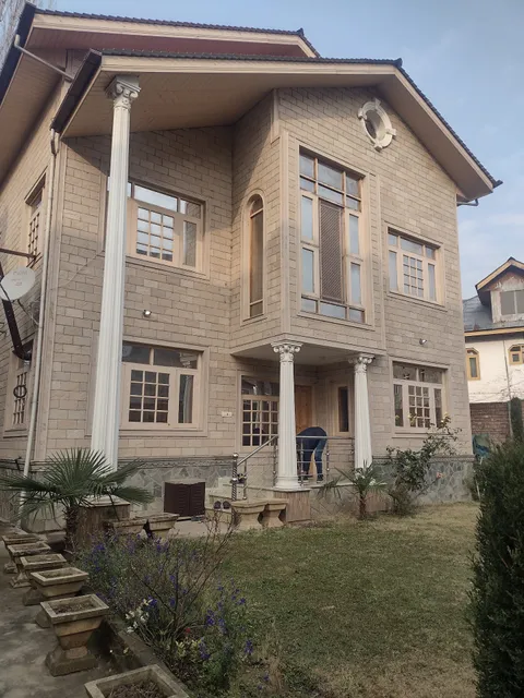 Himalayan Sun Cottage