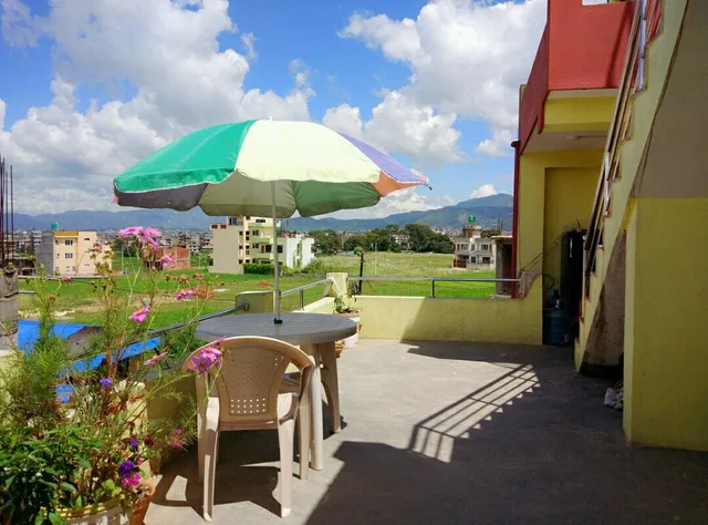 Everest Home Stay Apartment