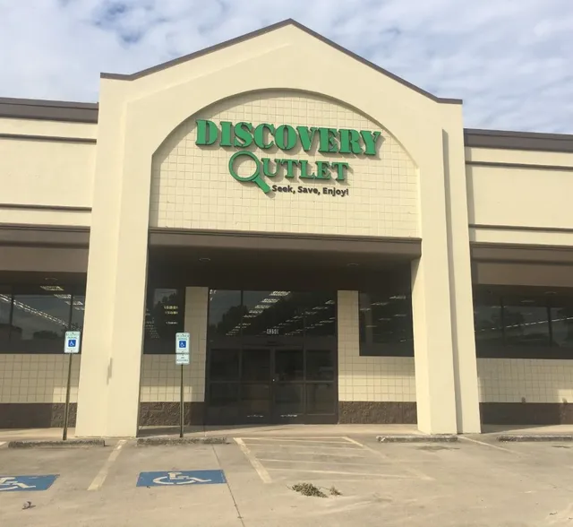 Discovery Outlet