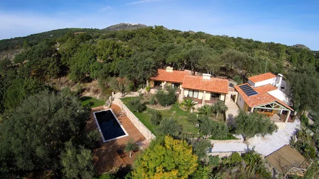 Serra Vida - A Place Of Presence