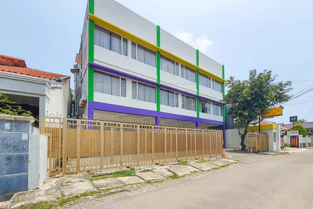 Urbanview Hotel Pondok Mas Cirebon By RedDoorz