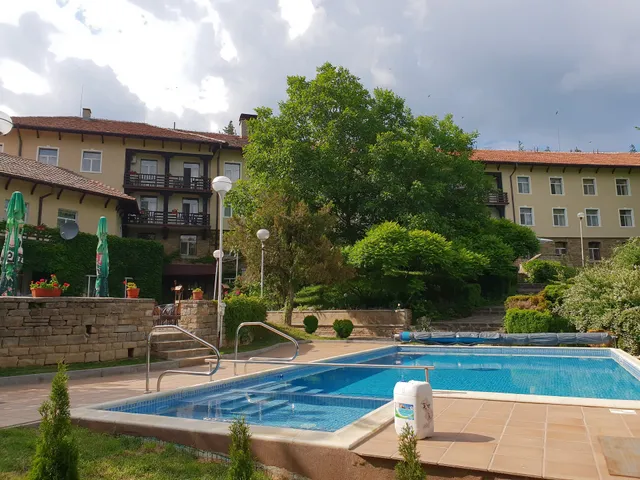 Hotel complex Lyulyatsi