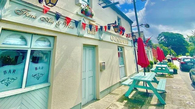 Conway's Bar & Restaurant