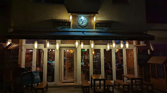 Fam Tran Vietnamesische Küche & Sushi
