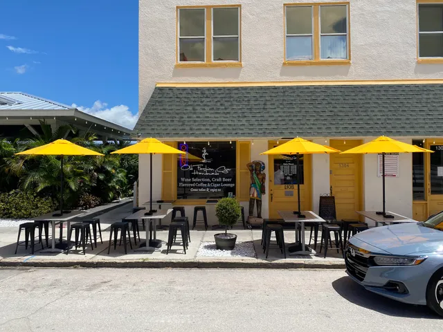 Old Fashion Cigar Lounge