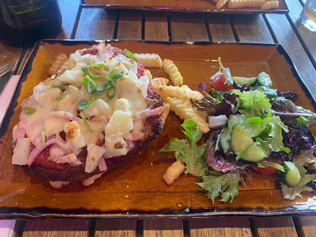 Mediterranean Bar @ Restaurant