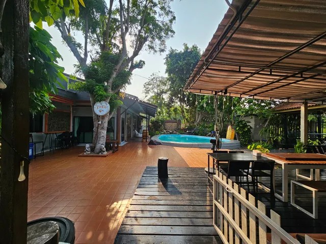 GAO SUCHADA HOMESTAY ( บ้านลุงตุ้ย )