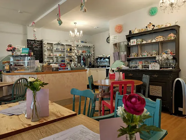 Poppy's Vintage Tea Room