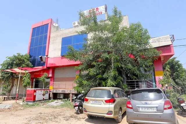 OYO Hotel Royal Touch