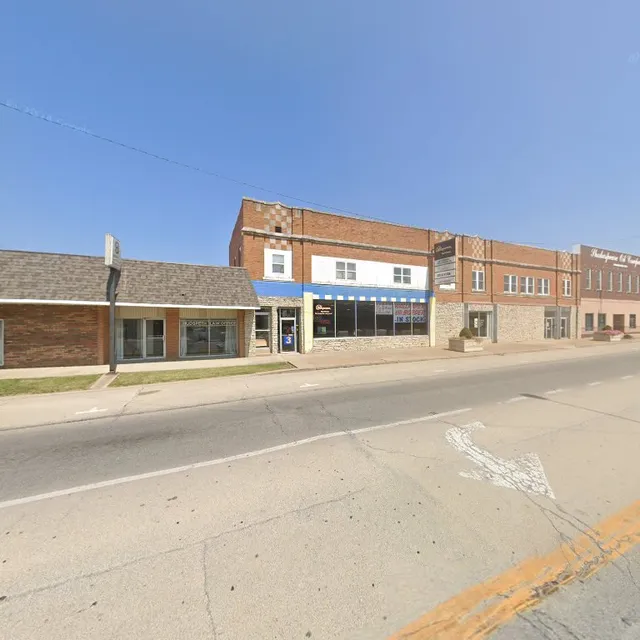 Leon Chapman's Design & Furniture