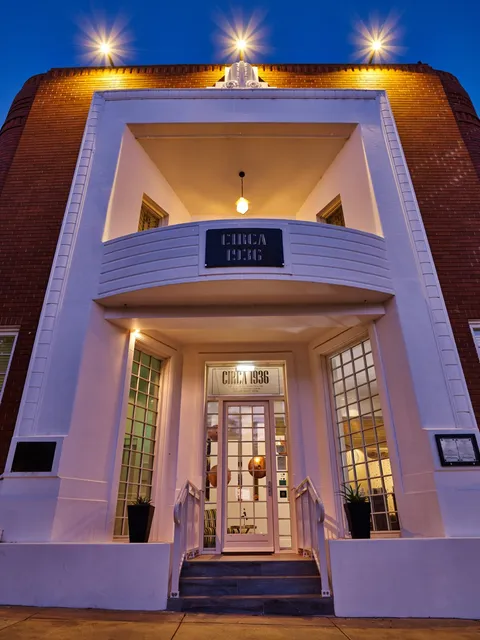 Circa 1936 Art Hotel