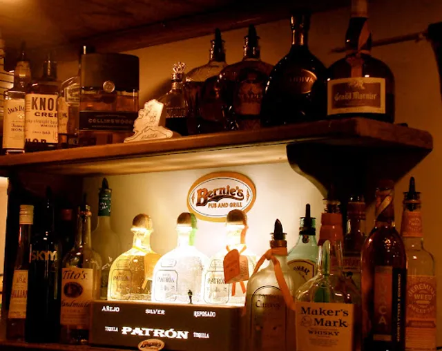 Bernie's Pub & Grill