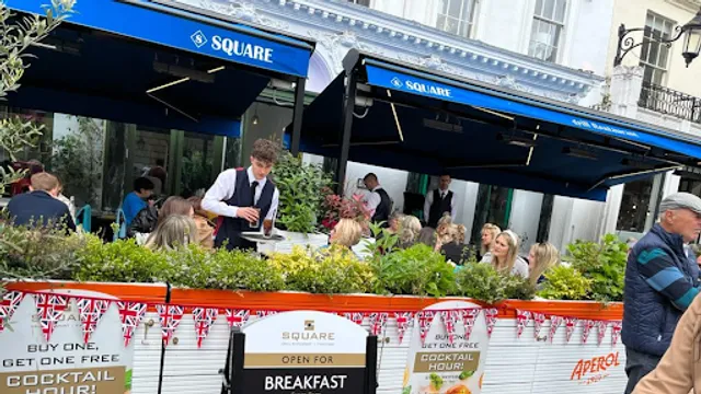 Square Grill Brasserie Restaurant & Piano Bar Bath