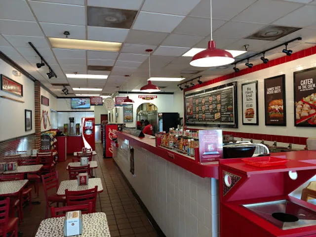 Firehouse Subs Eisenhower Crossing