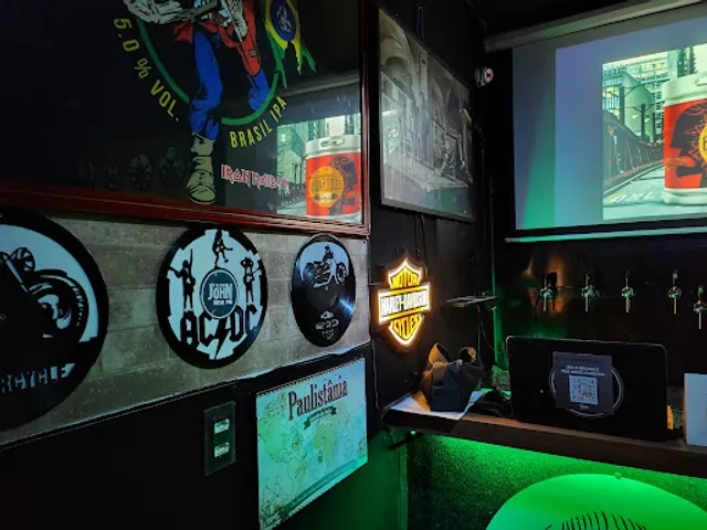 Velho John Music Pub