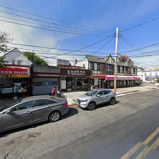 Dr. Hoonjae Yim, DMD