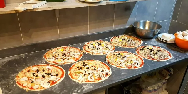 La...pizzeria