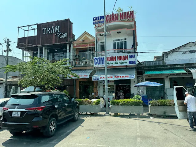 Quán Cơm Xuân Nhạn