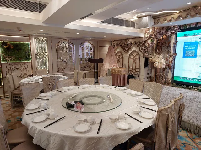 Palace Wedding Banquet Specialist