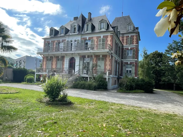 VILLA BONVOULOIR