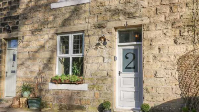 Hardcastle Crags Cottage