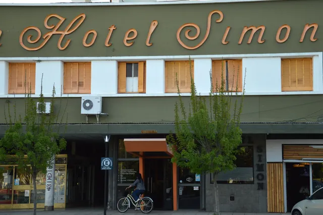 Hotel Simón