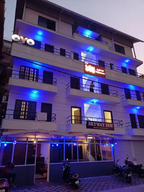 OYO 49294 Skyway Inn