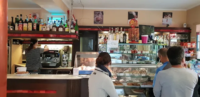 Caffe' Commercio Di Ribero Eugenia