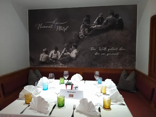 s`Hoamat Platzl Restaurant-Cafe
