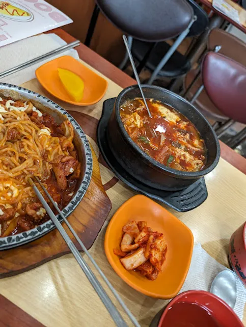 Gimgane Hanok Village Branch