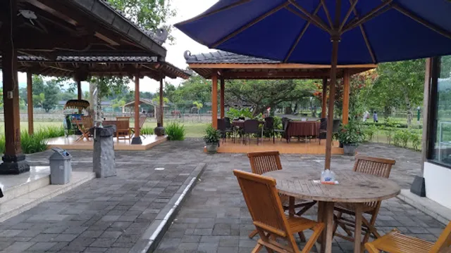 Prambanan Gallery Resto
