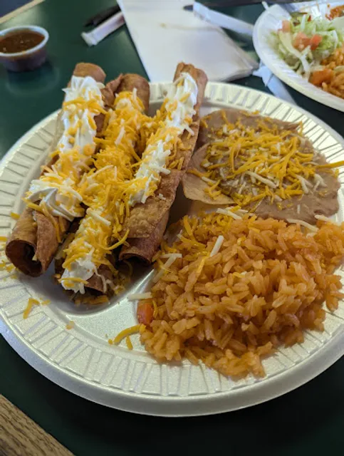 Los Portales Taco Shop ( San Jacinto Ave)