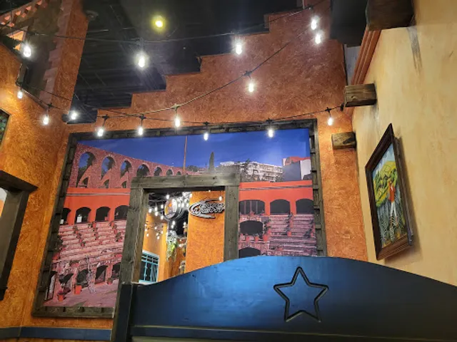 Julio's Tex-Mex Restaurant, Restaurant & Cantina