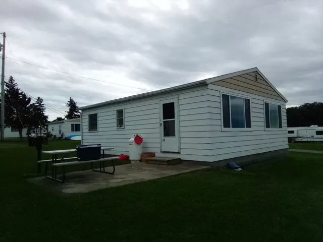 Lanz's Motel And Cottages