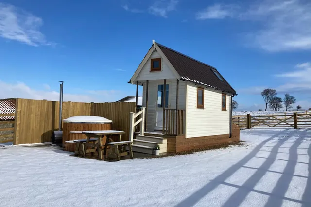 Bonnie View Glamping Cabins