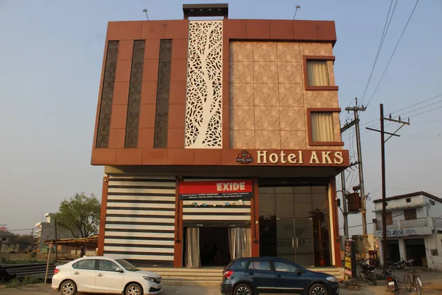 Hotel AKS - Hotel, Restaurant