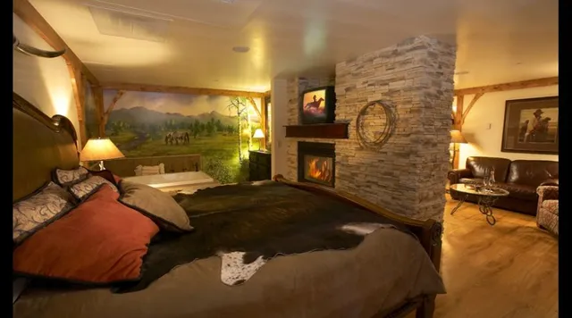 McGills Hotel and Casino