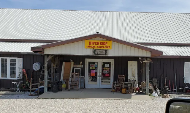 Riverside Antiques