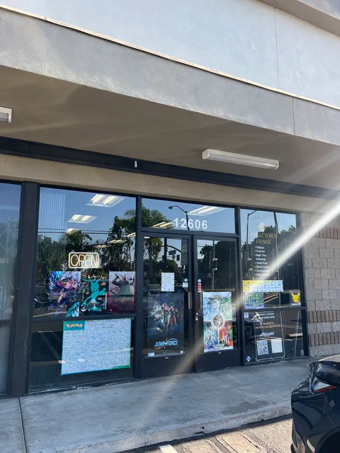 Collectors Lounge Lakewood