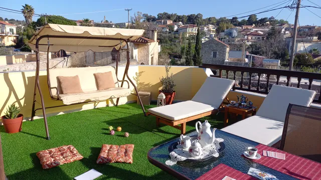 Giannis Traditional House