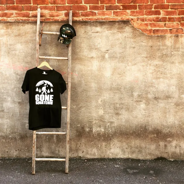 Black & White Market