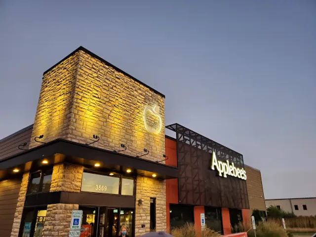 Applebee's Grill + Bar