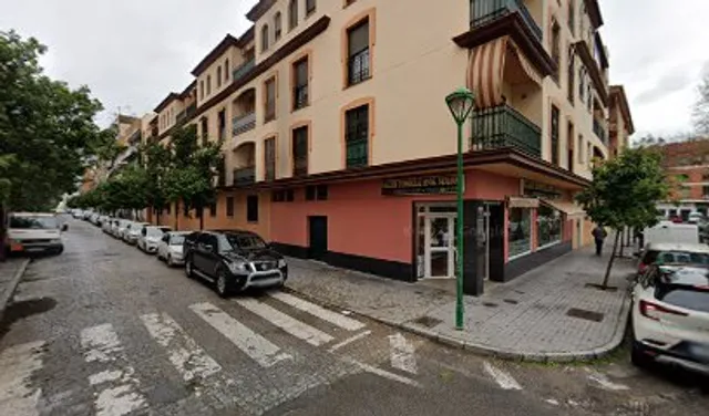 Galería Hnos Navarro Frutería