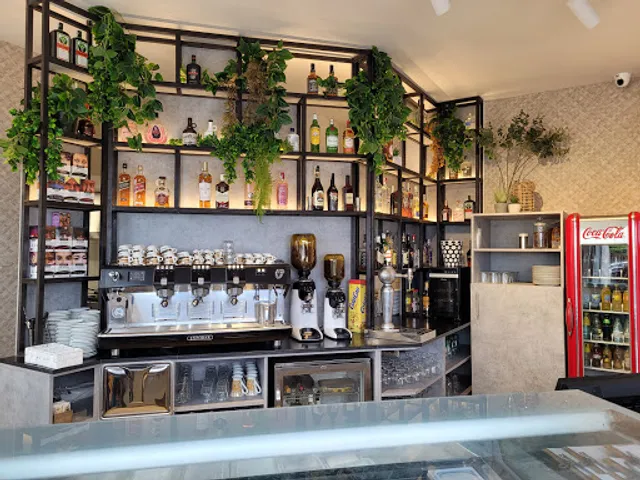 BOMBORA'S Arrocería Gastro-Heladería