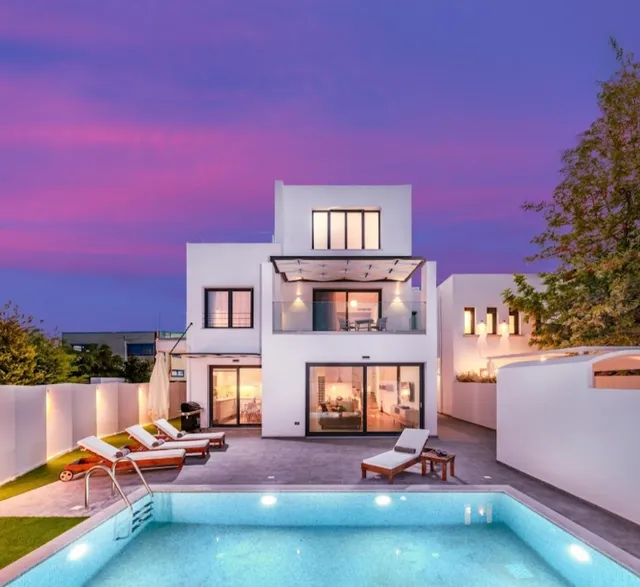 Blue Harmony Luxury Villas