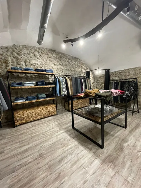 Tredici Store Abbigliamento