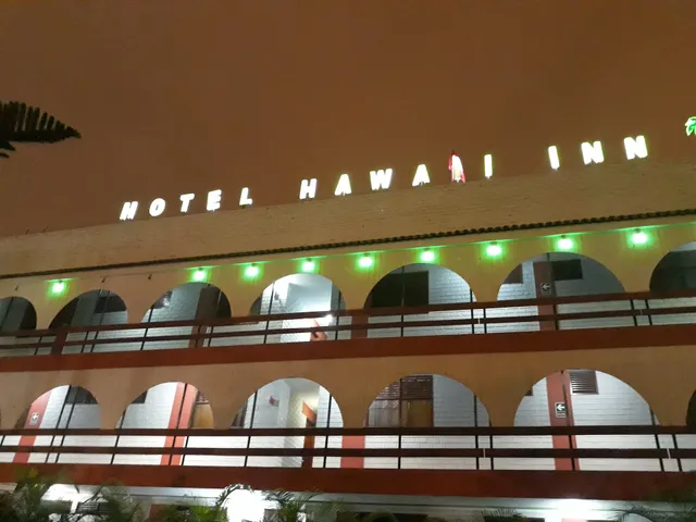 Hawaii Hotel & Suites
